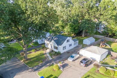 69 Wheeler Ave, Springfield, MA 01118 - photo 3