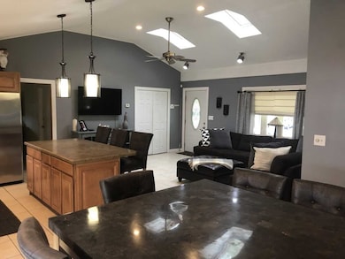 8 Twin Oaks Dr, Brockton, MA 02302 - photo 5