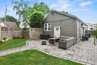 101 Falmouth Rd, West Newton, MA 02465 - photo 5