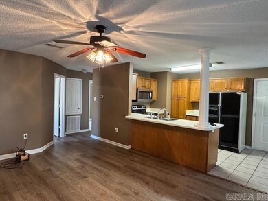 2350 Krystal Kreek Dr, Conway, AR 72032 - photo 4