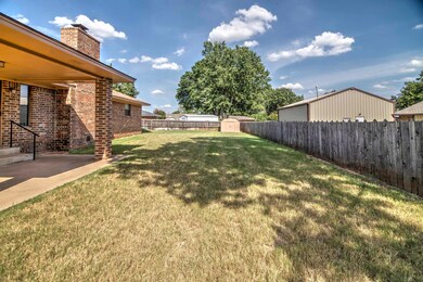 1922 Green Briar Cir, Duncan, OK 73533 - photo 7