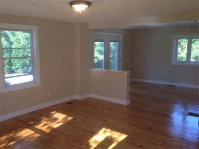 75 Green St, Hopedale, MA 01747 - photo 4