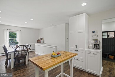 10693 Stansfield Rd, Laurel, MD 20723 - photo 7