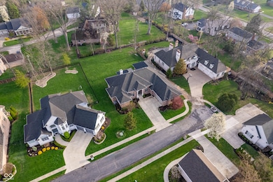 5202 Logan Ln, Indianapolis, IN 46250 - photo 3