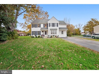 802 Amosland Rd, Morton, PA 19070 - photo 4