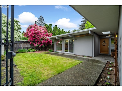 10440 SW Denney Rd, Beaverton, OR 97008 - photo 3