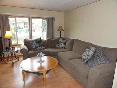 1012 Lee Roze Ln, Grants Pass, OR 97527 - photo 7