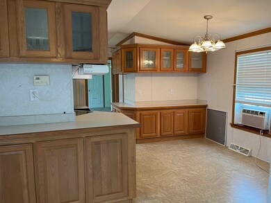 11 Willow Rd, Newton, NH 03858 - photo 6