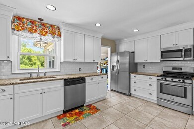 34 Highbridge Rd Kitchen Upstairs 3