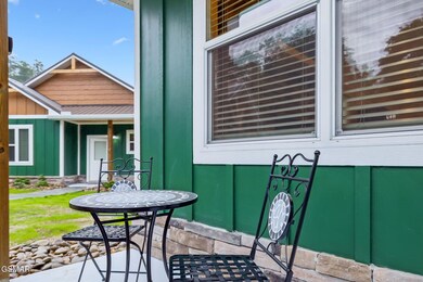 4-web-or-mls-1014 Pinyon Cir - 004