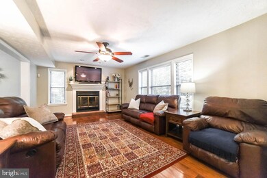 44562 Mistletoe Ln, California, MD 20619 - photo 2