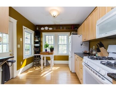 20-22 Lee Hill Rd, Roslindale, MA 02131 - photo 2