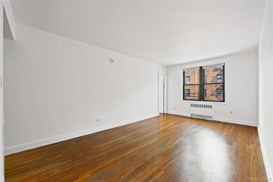 Dara Gardens unit 4K, Flushing, NY 11367 - photo 7