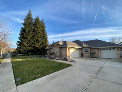 Front of the house 2