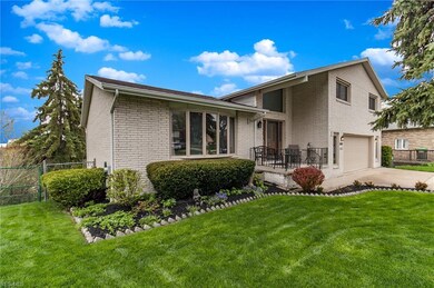 30185 Overlook Dr, Wickliffe, OH 44092 - photo 3