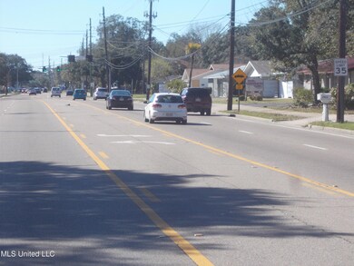 Pass Road View to W