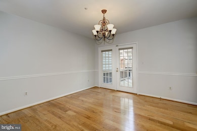 11357 Morning Gate Dr, Rockville, MD 20852 - photo 6