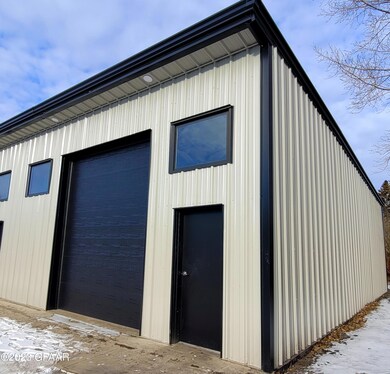 2975 Heartland Dr, Grand Forks, ND 58201 - photo 5