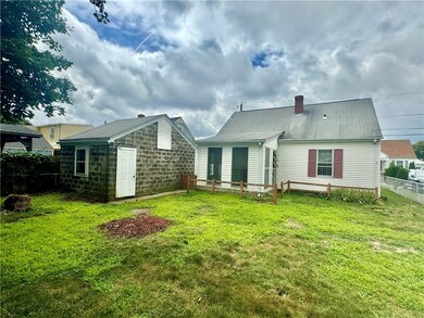 76 Rosemere Rd, Pawtucket, RI 02861 - photo 6