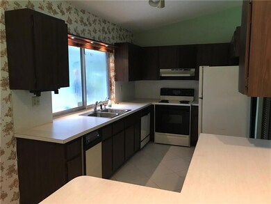 5921 SW 196th Ln, Southwest Ranches, FL 33332 - photo 2