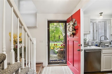 153 Fish Rd unit 4, Tiverton, RI 02878 - photo 3