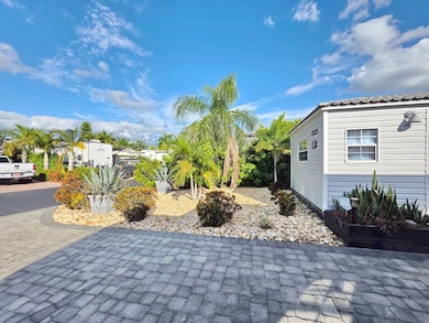 632 SW 35th Trace unit 185, Okeechobee, FL 34974 - photo 4