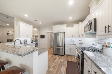 14073 Overstreet Dr, Willis, TX 77318 - photo 5