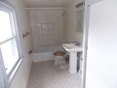 Full Bath.