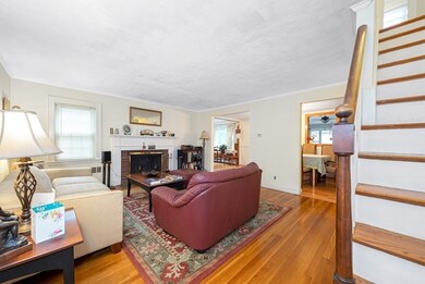 11 Deforest Rd, Newton Lower Falls, MA 02462 - photo 3