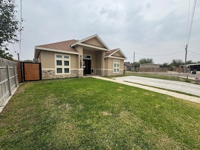 1001 Colon Ln, Eagle Pass, TX 78852 - photo 3