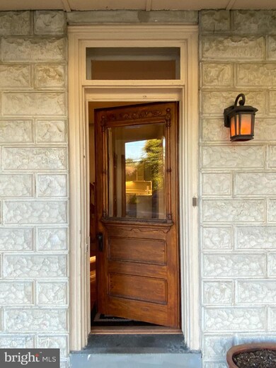 1092 E Schuylkill Rd, Pottstown, PA 19465 - photo 7