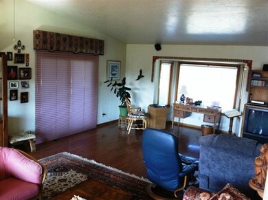 337 Country Aire Dr, Grants Pass, OR 97526 - photo 3