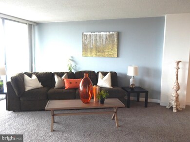 Strathmore Tower unit 902, Baltimore, MD 21215 - photo 2