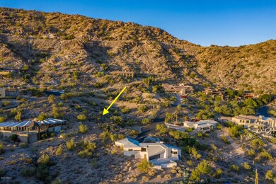 59th Place LOT ARROW