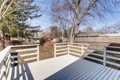 457 Tulsa Ave, Carpentersville, IL 60110 - photo 6