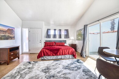 4---67780-arena-bedroom-3