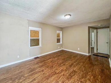 864 S Waverly St, Columbus, OH 43227 - photo 6