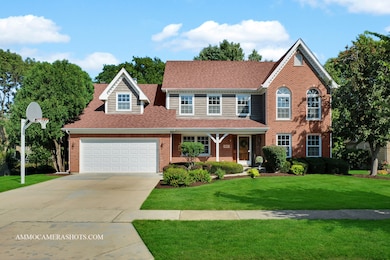 1801 Schillerstrom Ct, Wheaton, IL 60189 - photo 2