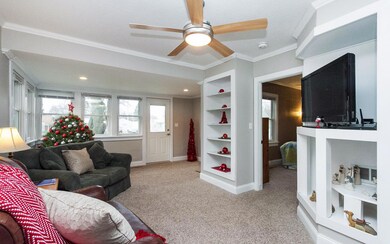 Living Living RoomRoom