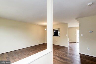 18710 Winding Creek Place, Germantown, MD 20874 - photo 2