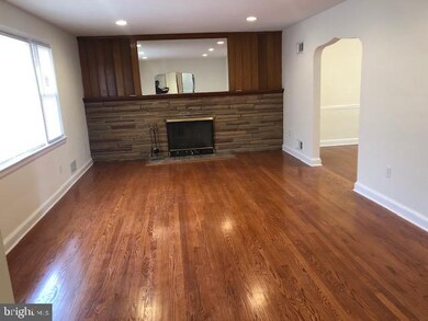 2013 Keating St, Temple Hills, MD 20748 - photo 5