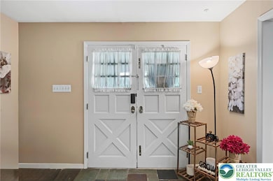 2702-2710 Liberty St unit 2702, Allentown, PA 18104 - photo 3