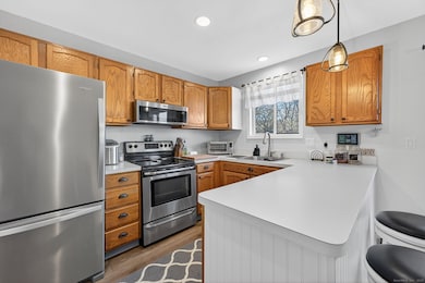 80 Country Ln unit 11, Vernon Rockville, CT 06066 - photo 3