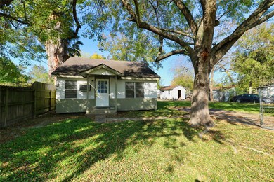 14319 Brownsville St, Houston, TX 77015 - photo 4