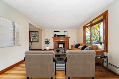 17 Wakefield St, Reading, MA 01867 - photo 3