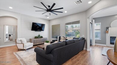 1383 E Geronimo St unit I, Chandler, AZ 85225 - photo 6