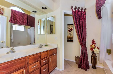 10140 W Ross Ave-large-015-21-Master Bed