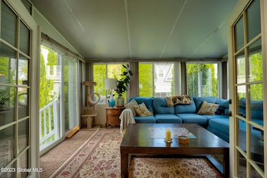 11 Hudson Ave W, Rensselaer, NY 12144 - photo 7