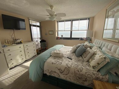 The Enclave unit 1901, Atlantic City, NJ 08401 - photo 6