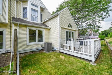 15 Kensington Place, Albany, NY 12209 - photo 6